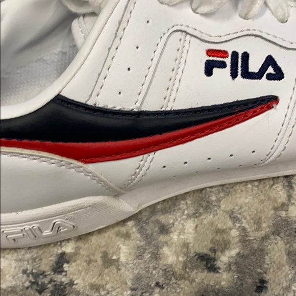 Fila low cut shoes - Picture 3 of 3